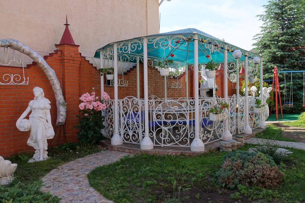 White House Apartments Odessa Esterno foto