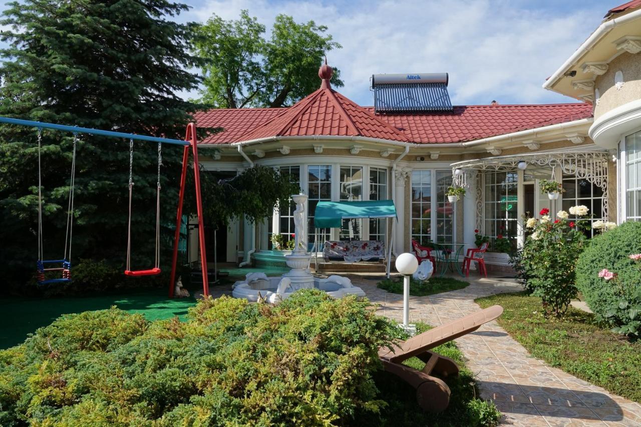 White House Apartments Odessa Esterno foto
