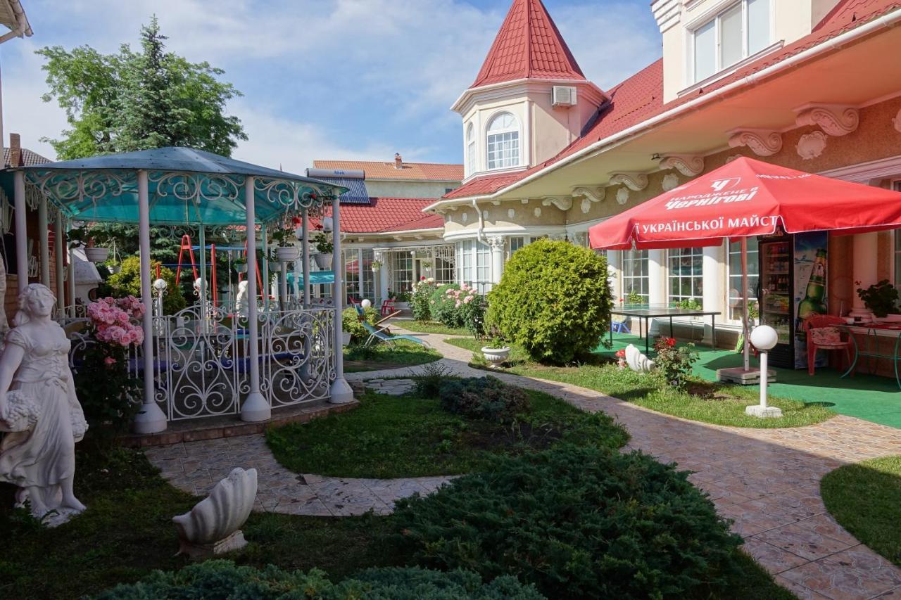 White House Apartments Odessa Esterno foto