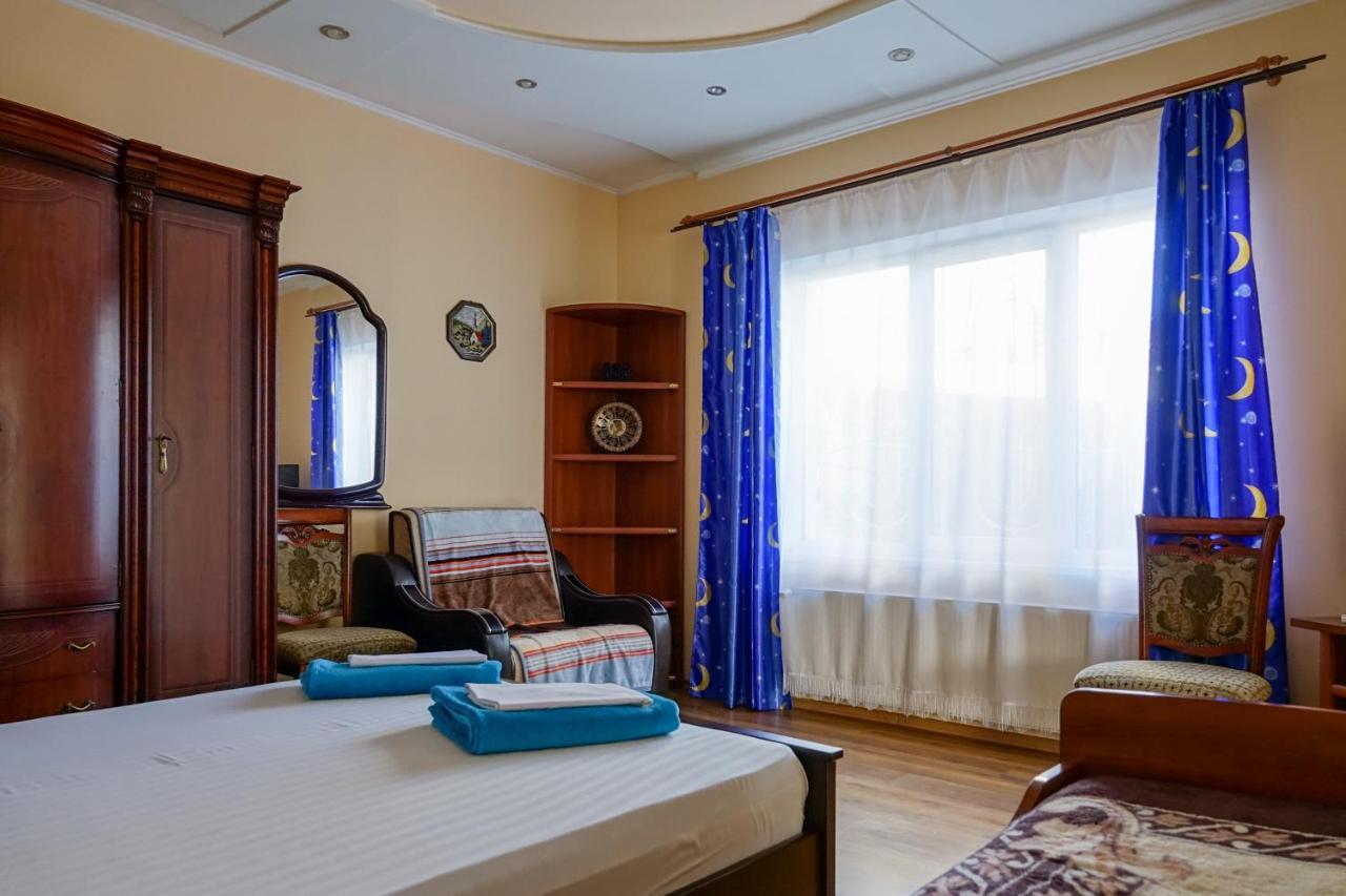 White House Apartments Odessa Esterno foto