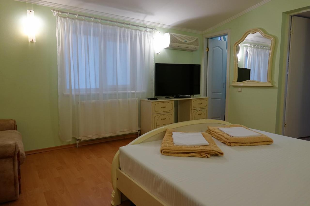 White House Apartments Odessa Esterno foto