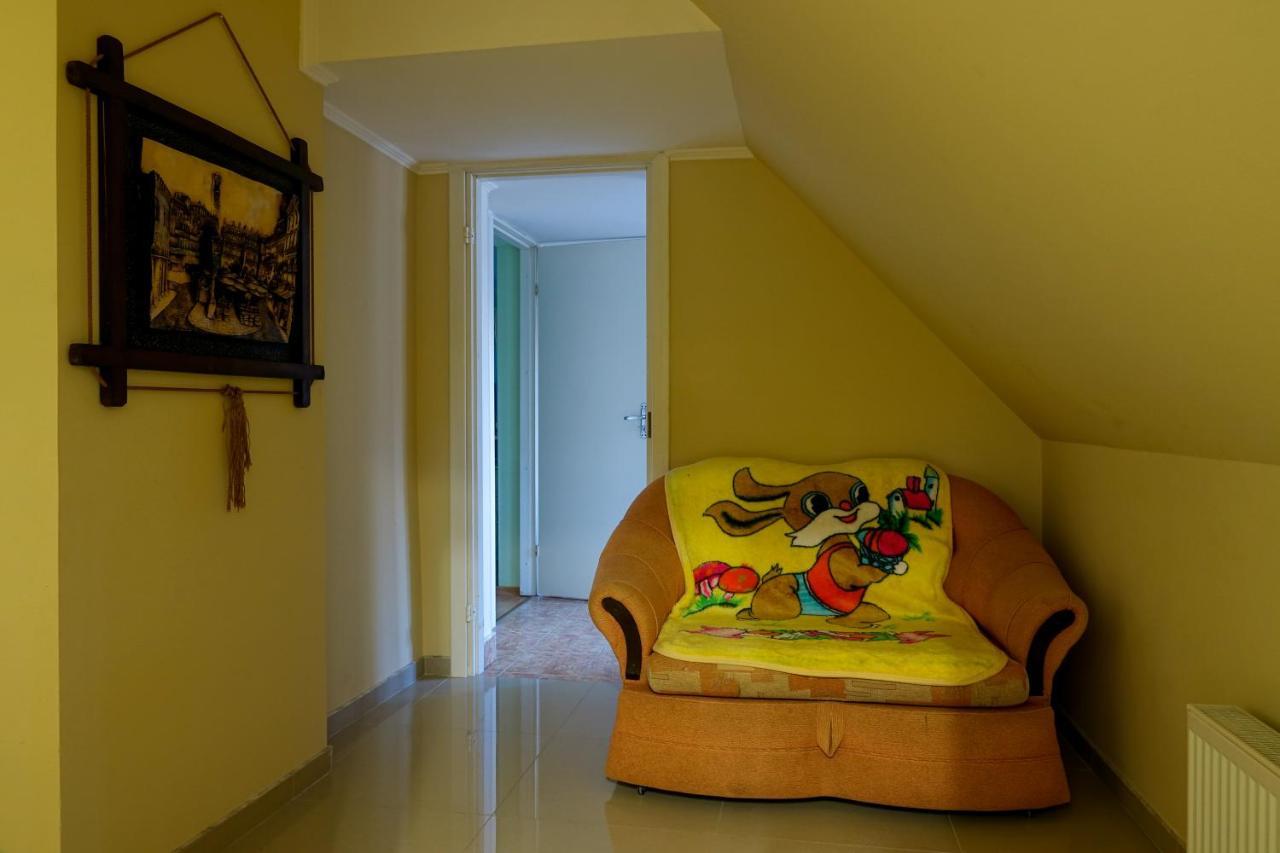 White House Apartments Odessa Esterno foto