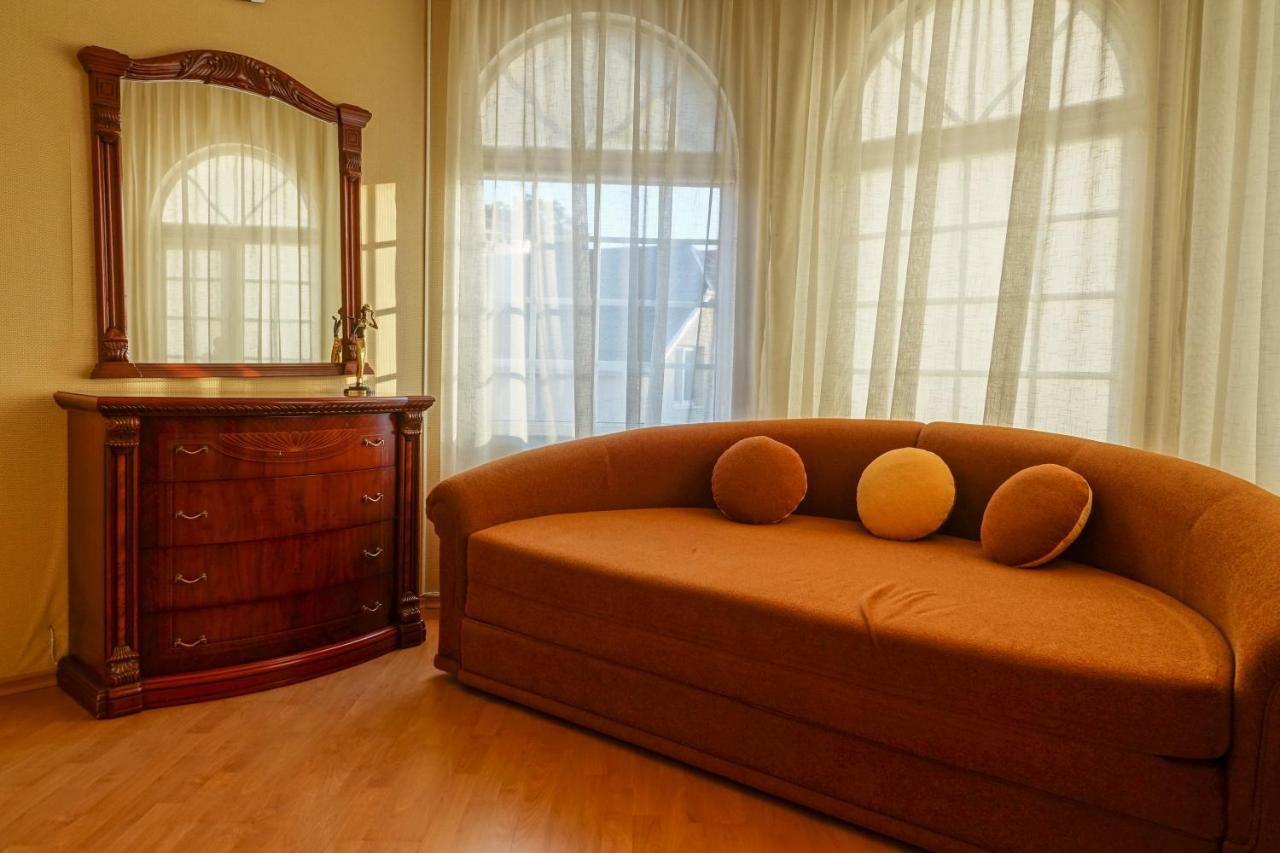 White House Apartments Odessa Esterno foto