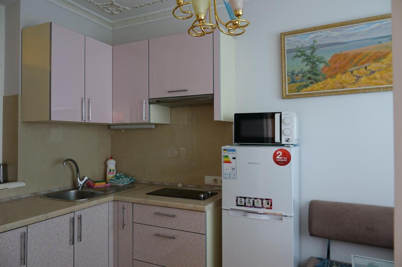 White House Apartments Odessa Esterno foto