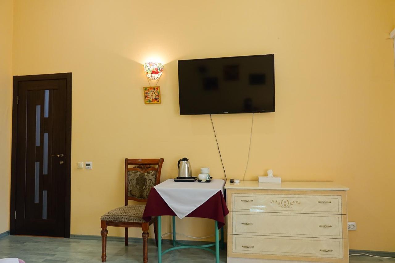 White House Apartments Odessa Esterno foto